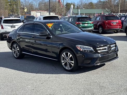 Used 2021 Mercedes-Benz C 300 4MATIC Sedan image 2