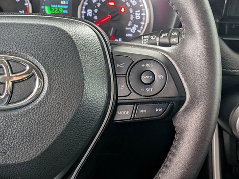 Certified 2022 Toyota RAV4 XLE Premium FWD image 16