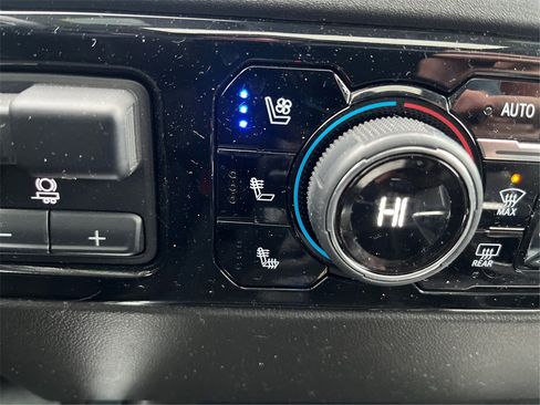 Used 2024 Chevrolet Silverado 1500 LTZ w/ LTZ Premium Package image 55