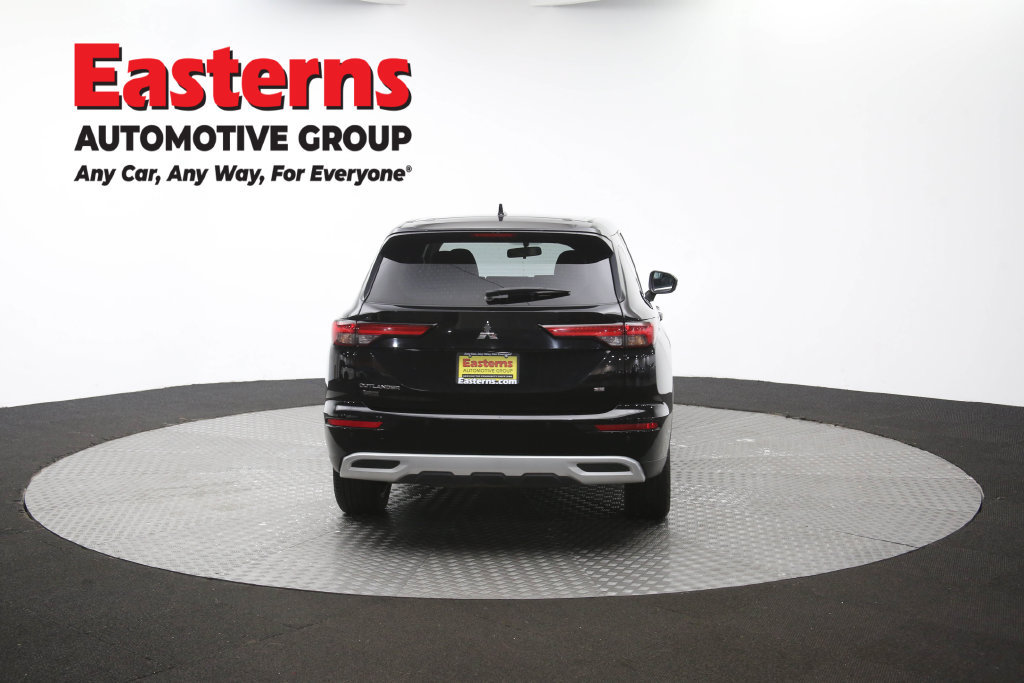 Used 2024 Mitsubishi Outlander SE FWD image 39