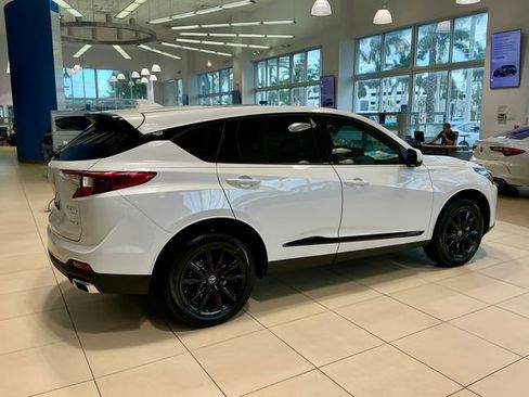 New 2026 Acura RDX SH-AWD image 6