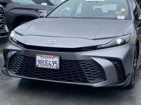 Certified 2025 Toyota Camry SE image 7