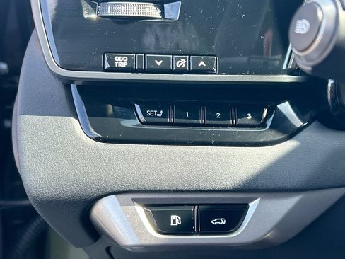 Used 2025 Lexus RX 350 Premium w/ Accessory Package (Z1) FWD image 36