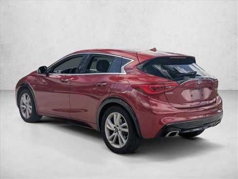 Used 2018 INFINITI QX30 image 7