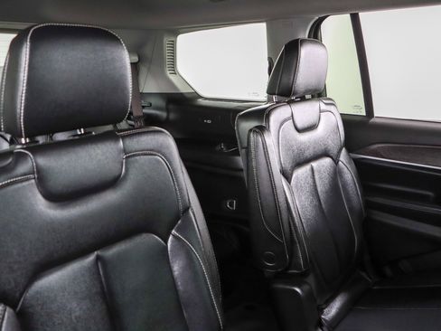 Used 2023 Jeep Grand Cherokee L Limited image 28