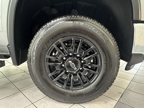 Certified 2025 Chevrolet Silverado 2500 W/T w/ WT/CX Safety Package AWD/4WD image 14