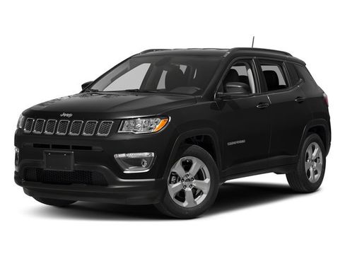 Used 2017 Jeep Compass Latitude w/ Cold Weather Group image 1
