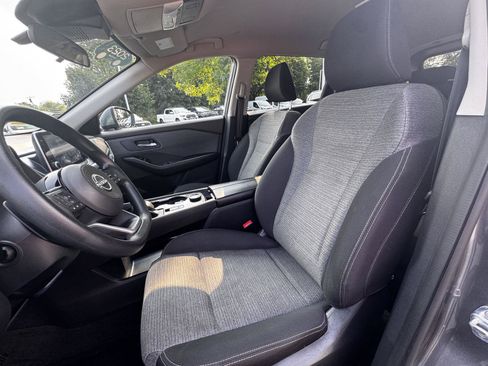Used 2023 Nissan Rogue SV AWD/4WD image 13