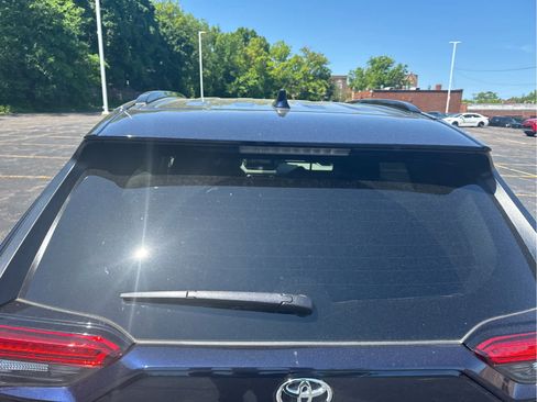 Used 2025 Toyota RAV4 XLE w/ Convenience Package AWD/4WD image 13
