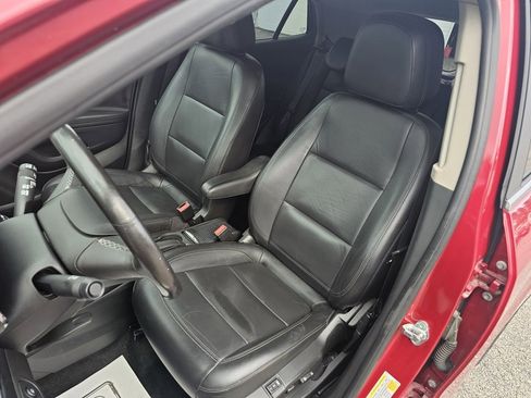 Used 2018 Buick Encore Essence w/ Experience Buick Package image 20