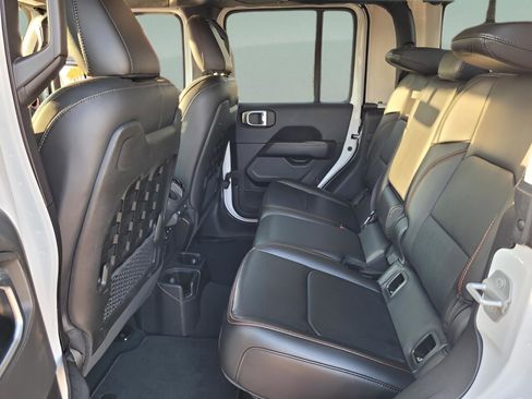 Used 2022 Jeep Gladiator Mojave w/ LED Lighting Group image 10