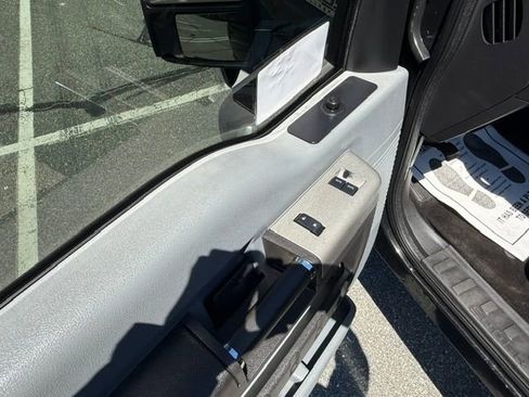 Used 2015 Ford F350 XLT w/ XLT Value Package AWD/4WD image 10