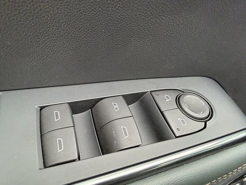 Certified 2024 GMC Acadia AT4 w/ Luxury Package image 19