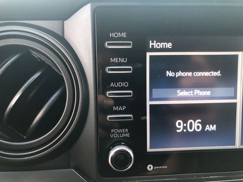 Certified 2022 Toyota Tacoma SR image 12