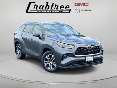 Used 2023 Toyota Highlander XLE