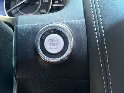 Used 2017 Nissan Armada SL w/ Interior Lighting Package RWD image 26