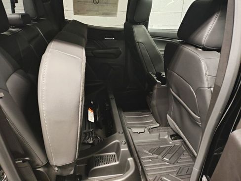 New 2026 GMC Canyon Elevation w/ Convenience Package image 13