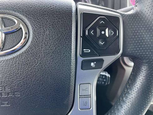 Used 2020 Toyota 4Runner Limited image 29