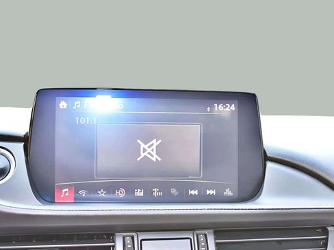 Used 2018 MAZDA MAZDA6 Grand Touring image 16