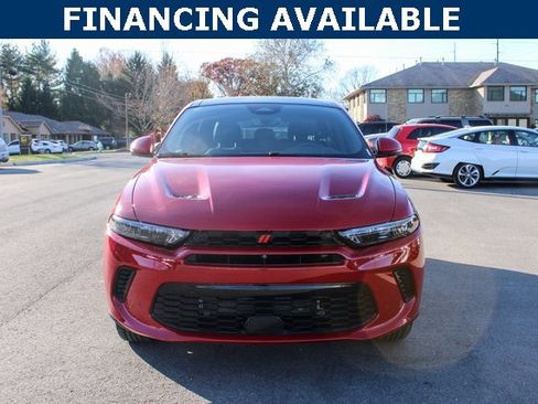 Used 2024 Dodge Hornet GT image 3