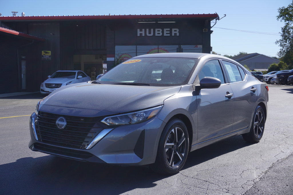 Used 2024 Nissan Sentra SV FWD image 3