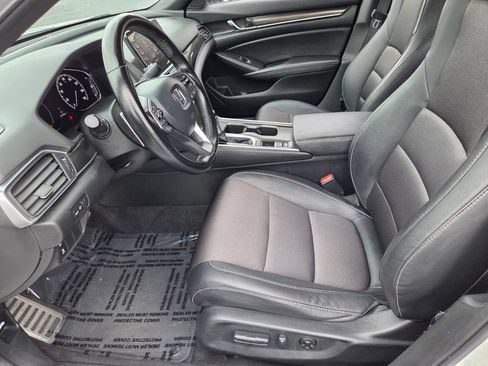 Used 2020 Honda Accord Sport image 9