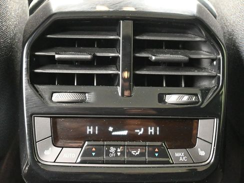 Used 2023 BMW iX xDrive50 w/ Ultimate Package 2 image 22