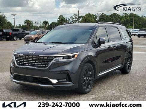 Certified 2024 Kia Carnival SX Prestige FWD image 3