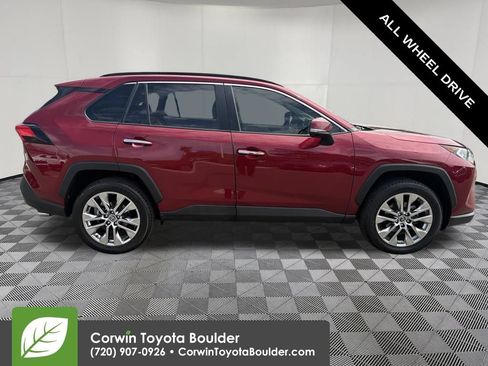 Used 2019 Toyota RAV4 Limited w/ Cold Weather Package AWD/4WD image 9