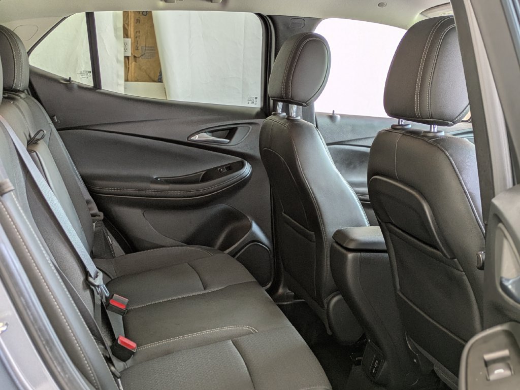 Used 2022 Buick Encore GX Select w/ Sport Touring Package FWD image 24