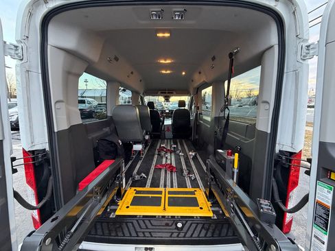 Used 2020 Ford Transit 150 XL image 24