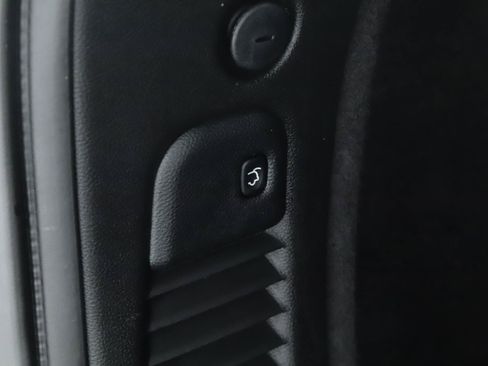 Used 2023 Dodge Durango GT AWD/4WD image 18