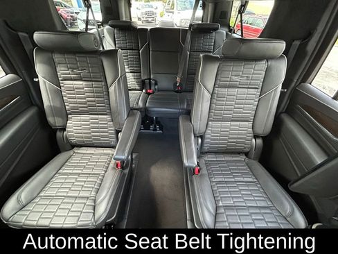 Used 2024 Cadillac Escalade ESV Sport Platinum w/ LPO, ONYX Package image 13