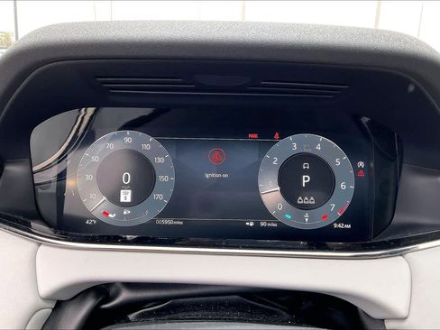 Used 2026 Land Rover Range Rover Evoque S image 21