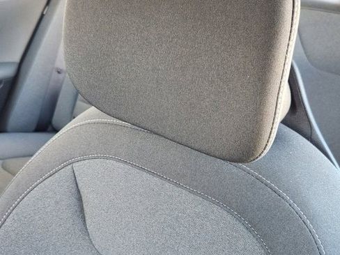 Used 2025 Kia K4 LXS image 24