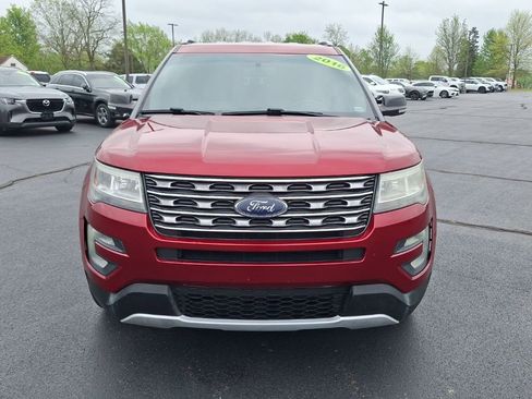 Used 2016 Ford Explorer XLT FWD image 32