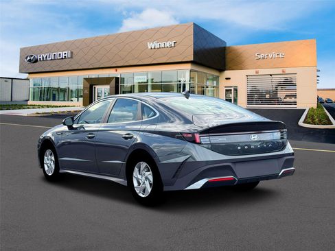 New 2026 Hyundai Sonata SE FWD image 24