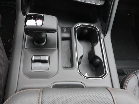 New 2026 GMC Sierra 1500 AT4 w/ Technology Package image 15