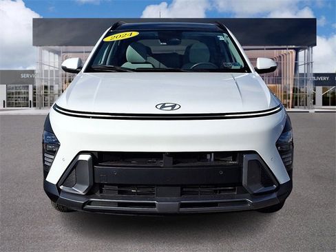 Used 2024 Hyundai Kona Limited image 2