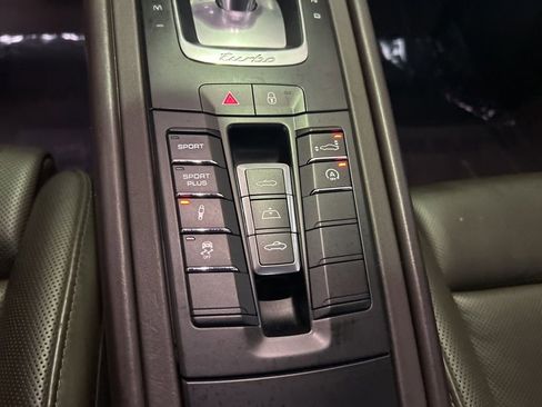 Used 2016 Porsche 911 Turbo image 36
