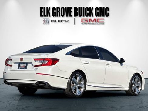 Used 2020 Honda Accord Touring image 4