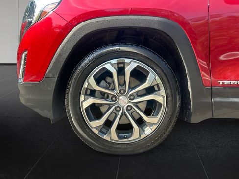 Used 2018 GMC Terrain SLT w/ Preferred Package AWD/4WD image 9