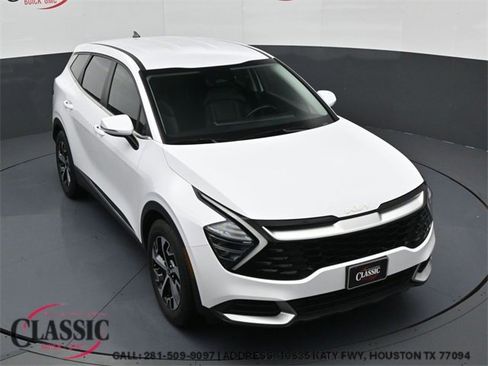 Used 2024 Kia Sportage EX image 1