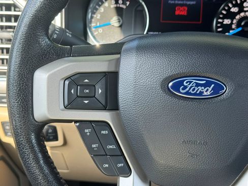 Used 2016 Ford F150 Lariat AWD/4WD image 19