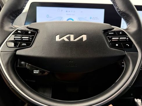 Used 2024 Kia EV6 Wind w/ Wind Technology Package AWD/4WD image 43