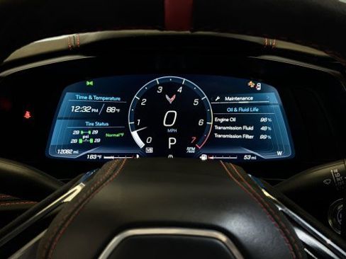 Used 2024 Chevrolet Corvette Stingray Premium Cpe w/ Z51 Performance Package RWD image 11