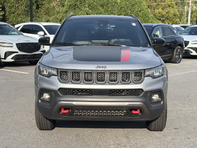 Used 2024 Jeep Compass Trailhawk AWD/4WD image 2