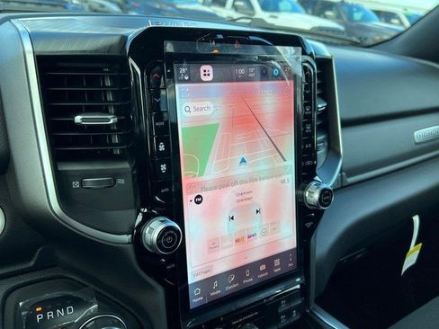 New 2026 RAM 1500 4x4 Crew Cab image 31