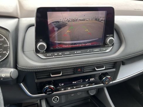 Certified 2023 Nissan Rogue SV image 12