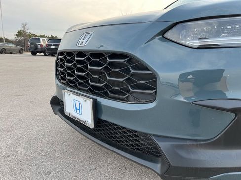 Certified 2025 Honda HR-V LX image 15